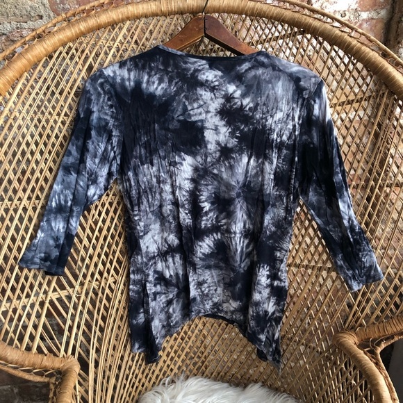Ashley Blue Tie Die black and white top - Picture 3 of 5